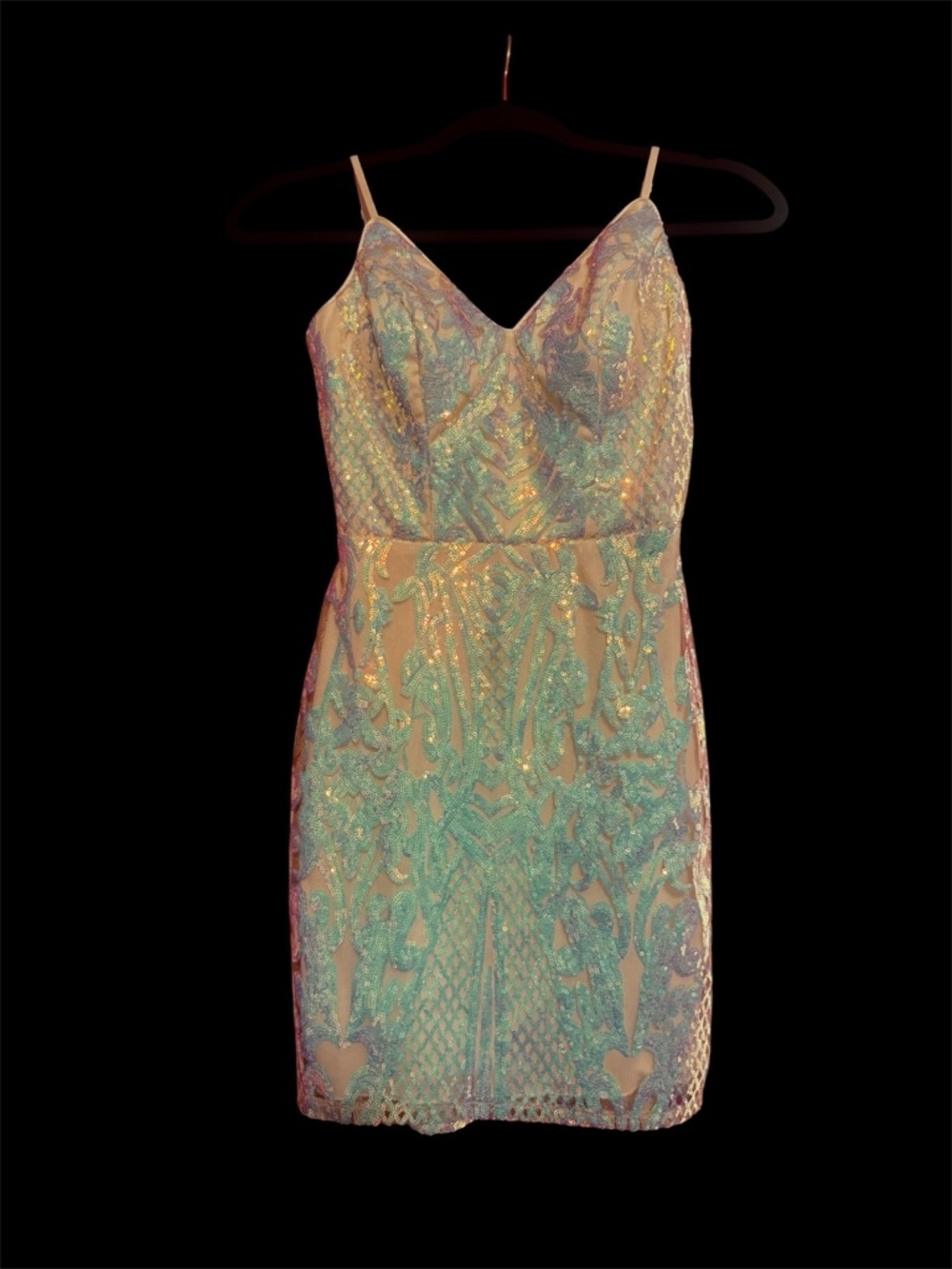 Iridescent Sequin Bodycon Dress - white
